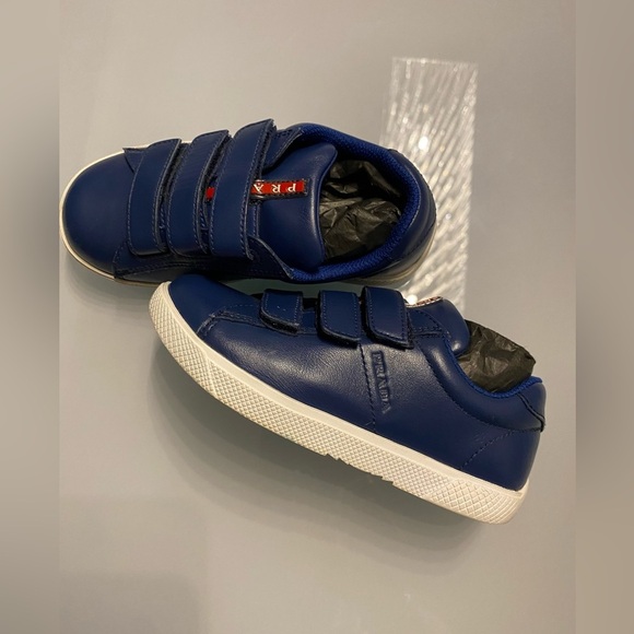 Boys Prada sneakers size 10.5 - Picture 1 of 6